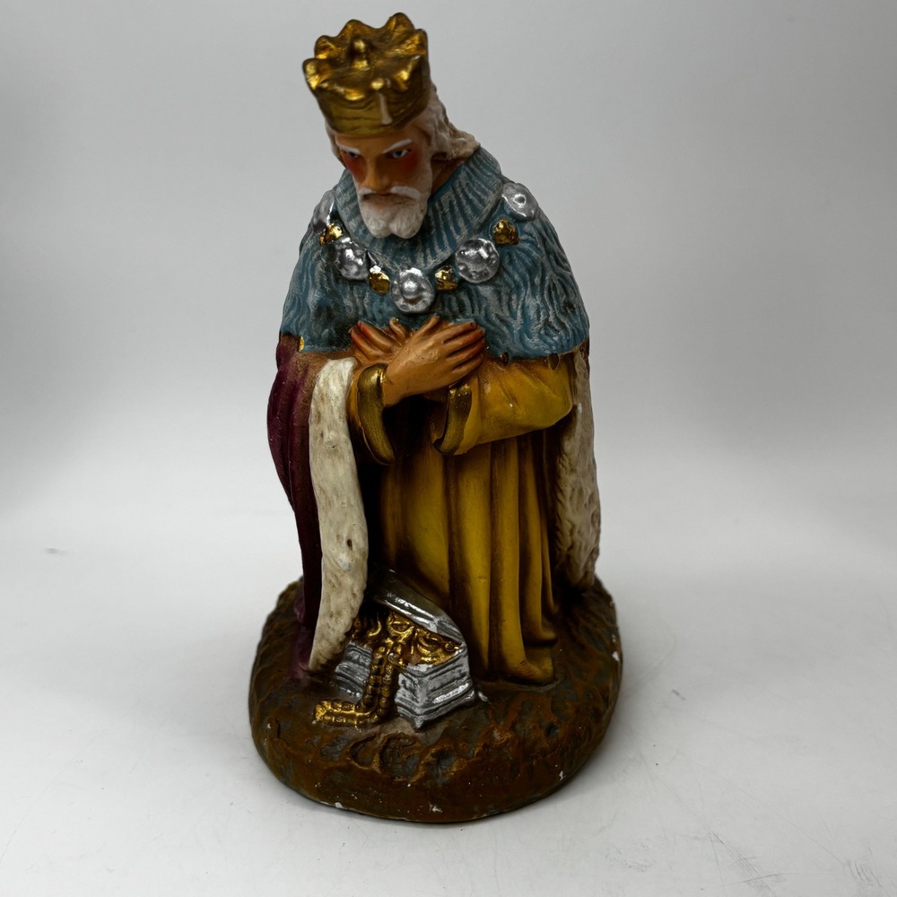 Vintage Kneeling Wise Man Nativity Figurine Three Kings Christmas Decor 6.5 Inch